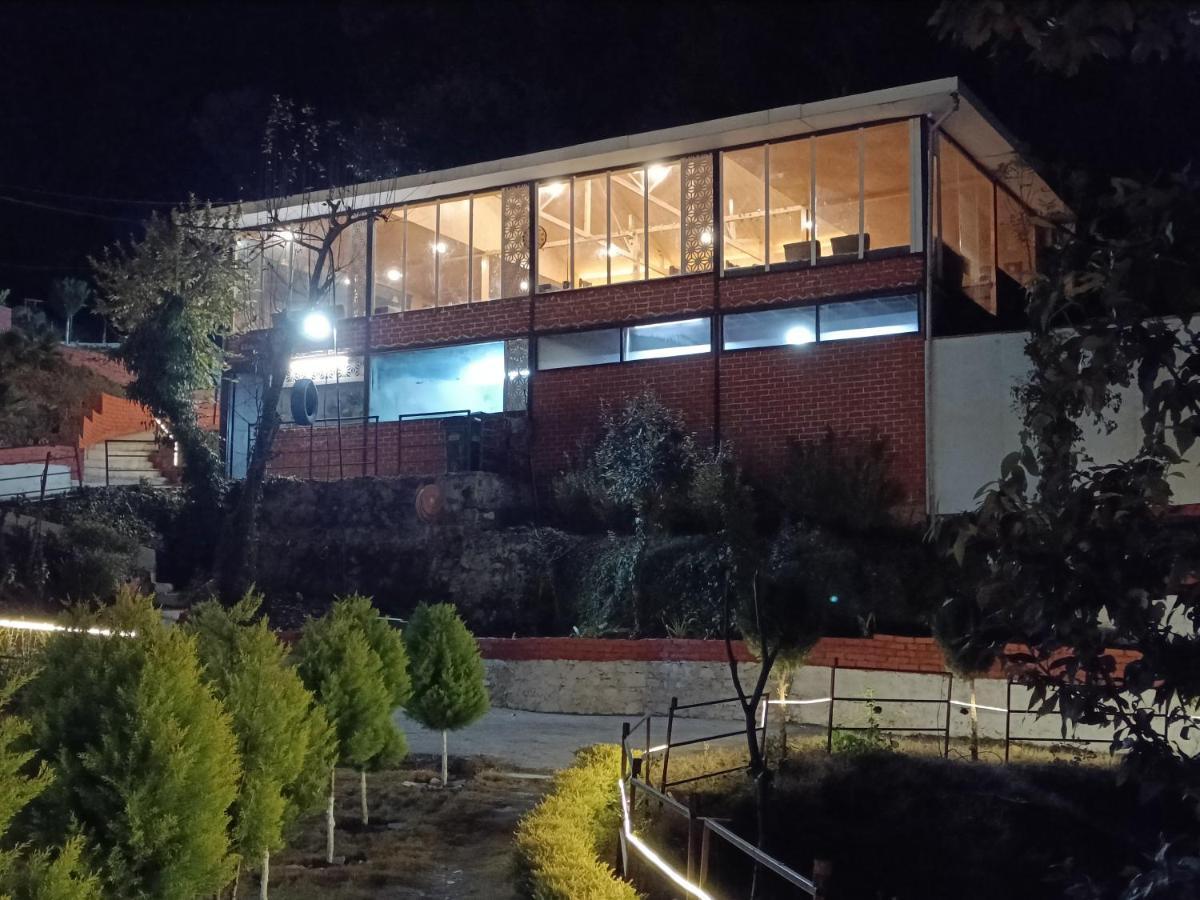 Skywood Resort Shoghi Shogi エクステリア 写真